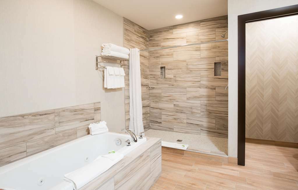 Pomeroy Hotel Fort Mcmurray Fasilitas foto